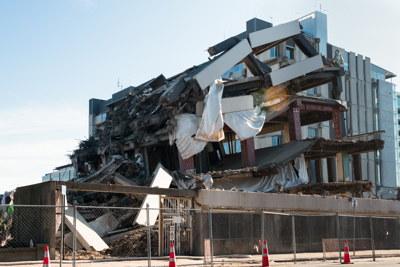 Building Collapse, Settle the insurance claim with help from public adjusters